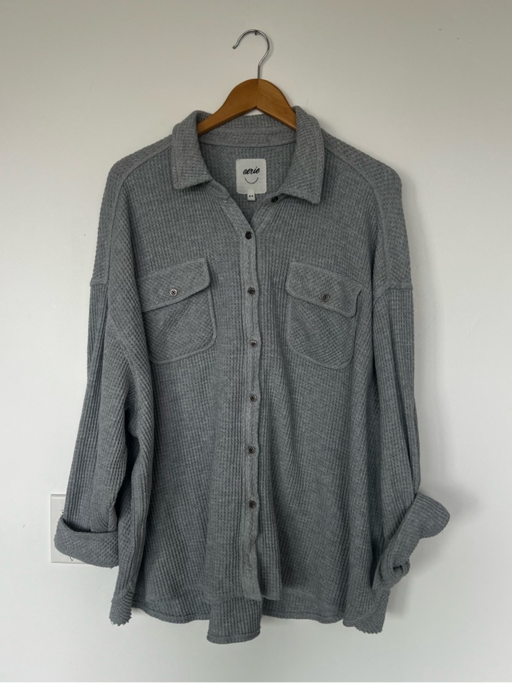 aerie women’s oversized Gray Button-Up Waffle Knit slouchy shirt size M comfy